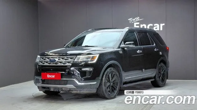 Ford Explorer 2.3 Limited 4WD 5