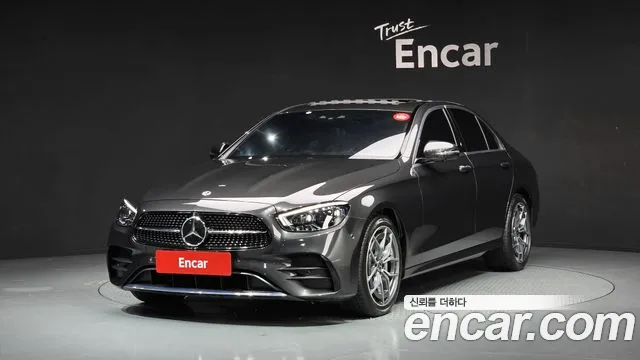 Mercedes-Benz E- W213 E220d 4MATIC AMG Line