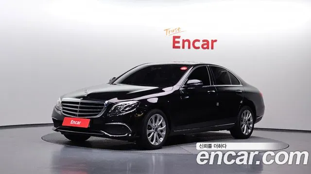 Mercedes-Benz E- W213 E300 4MATIC Exclusive