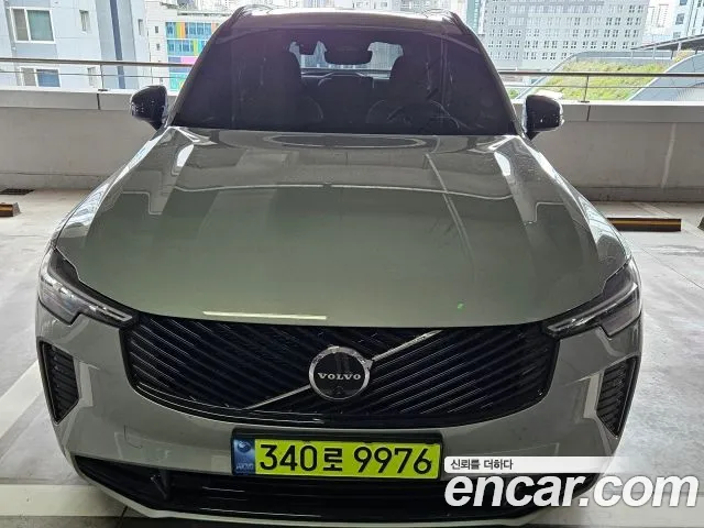 Volvo XC90 2 B6