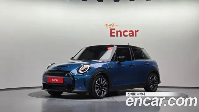 MINI Cooper S 5 3