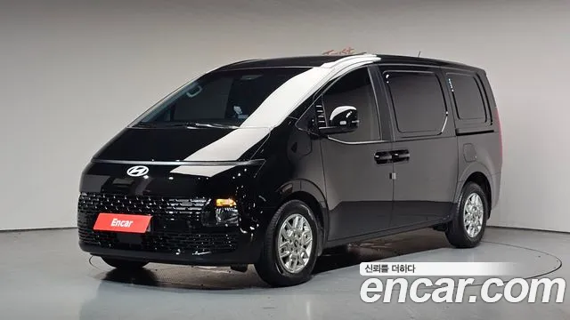 Hyundai Staria 3