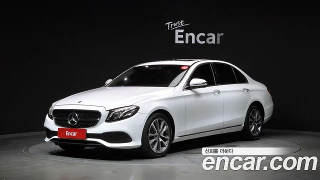 Mercedes-Benz E- W213 E300 4MATIC
