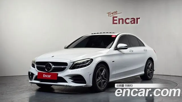 Mercedes-Benz C- W205 C300e 4MATIC AMG Line