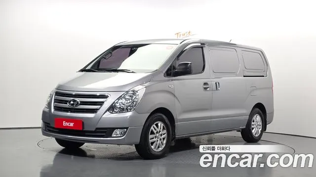 Hyundai Grand Starex 3