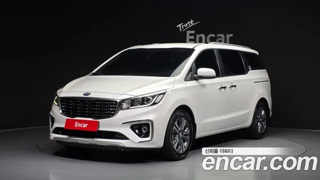 Kia The New Carnival 9