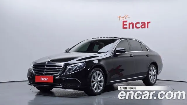Mercedes-Benz E- W213 E300 4MATIC Exclusive