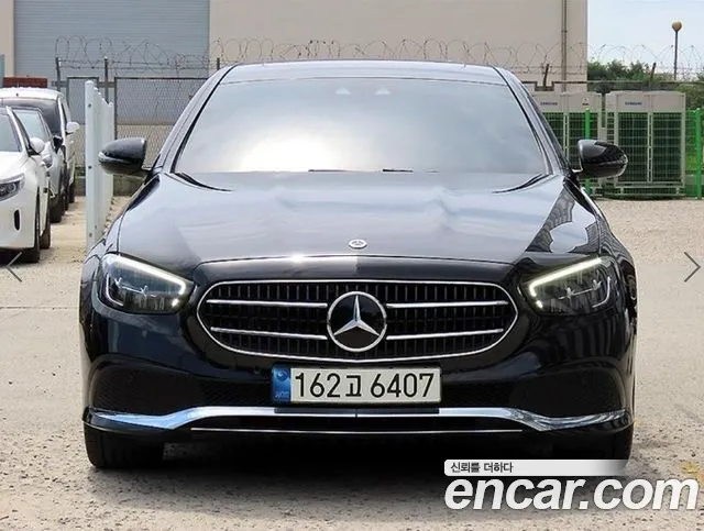 Mercedes-Benz E- W213 E250
