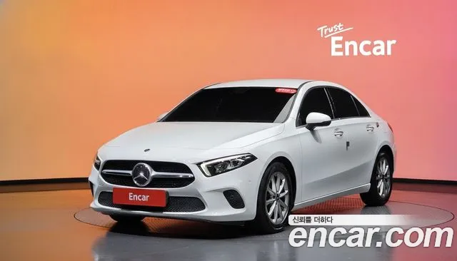 Mercedes-Benz A- W177 A220