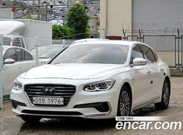 Hyundai Grandeur IG Hybrid Premium