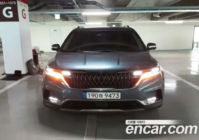Kia Carnival 4 Gasoline 9 Signature