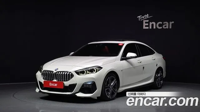 BMW 2 (F44) 220i M