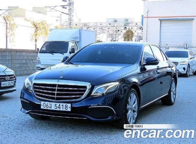 Mercedes-Benz E- W213 E220d 4MATIC Exclusive