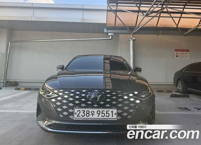 Hyundai The New Grandeur IG 3.0 LPi Exclusive