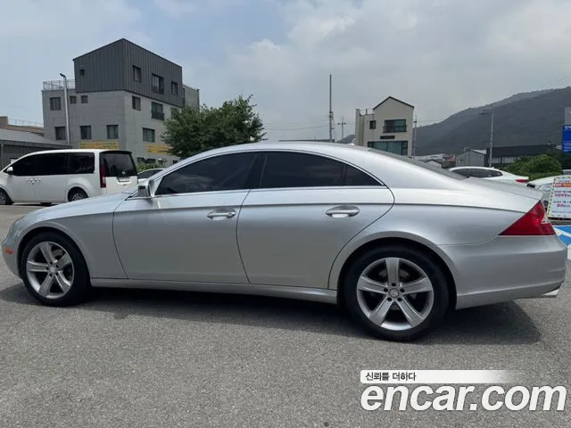 Mercedes-Benz CLS- W219 CLS350