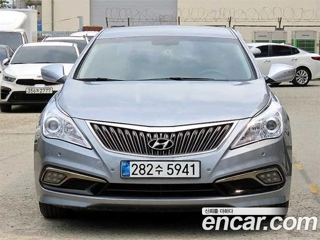 Hyundai Grandeur HG HG240