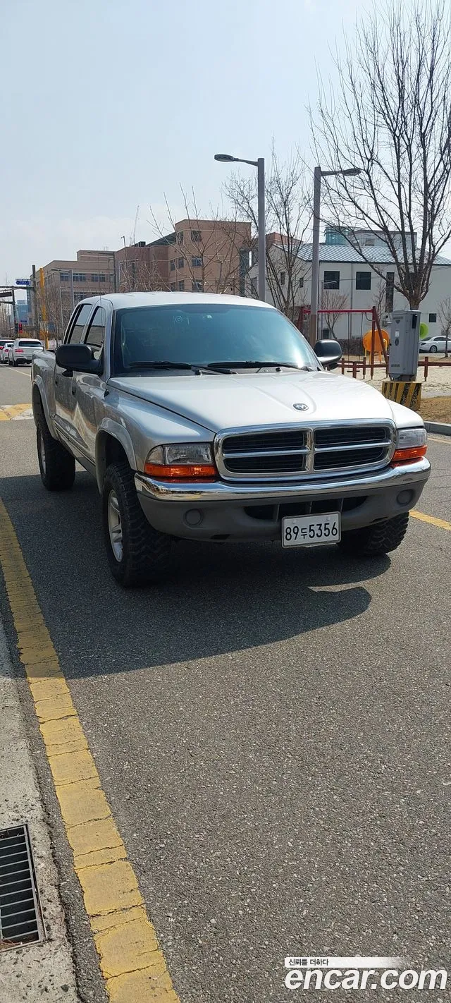 QUAD CAB 4X4