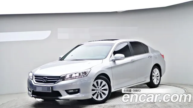 Honda Accord 2.4 9