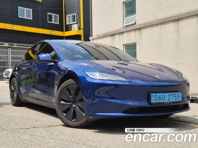 Tesla 3 RWD