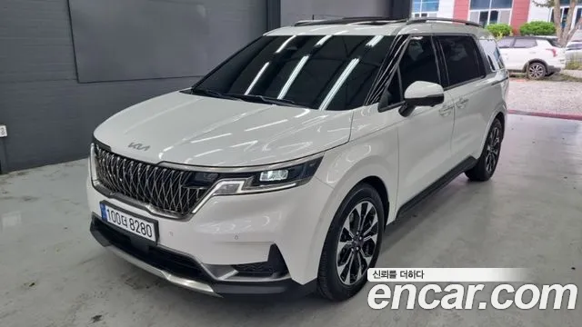 Kia Carnival 4 Gasoline 7 Noblesse