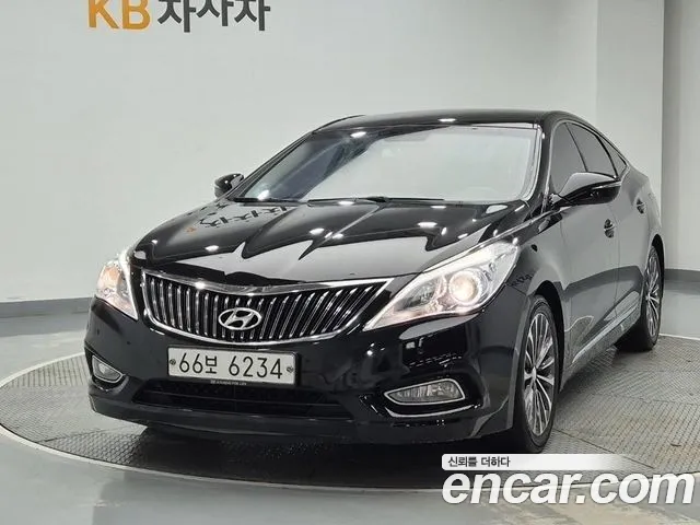 Hyundai Grandeur HG HG240