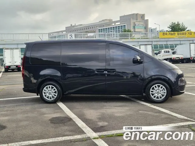Hyundai Staria L3.5 3