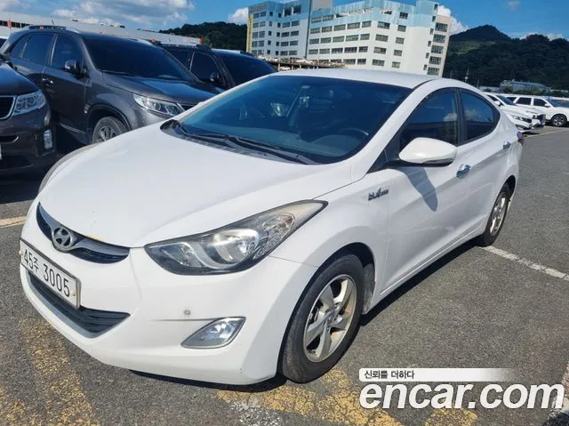 Hyundai Avante MD M16 GDI
