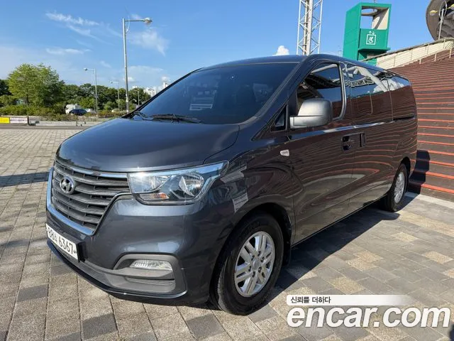 Hyundai The New Grand Starex 5