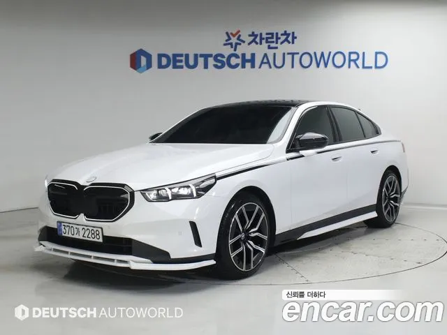 BMW 5 (G60) 520i