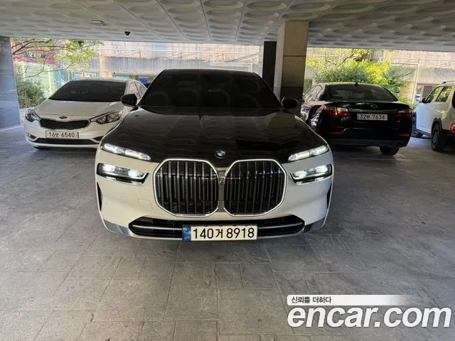 BMW 7 (G70) 740i sDrive