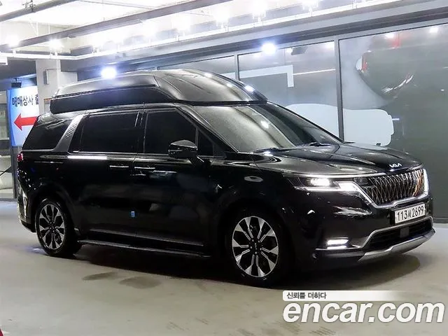 Kia Carnival 4 9