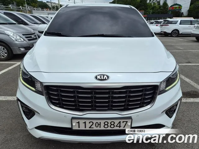 Kia The New Carnival 9