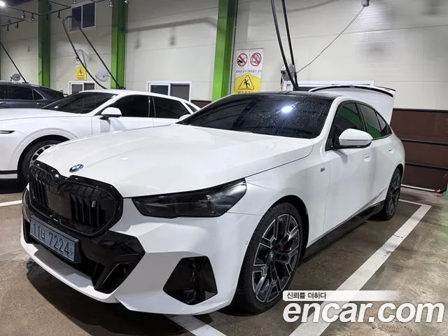 BMW i5 (G60) xDrive 40 M