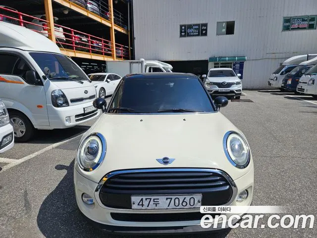 MINI Cooper D 5 Base 3