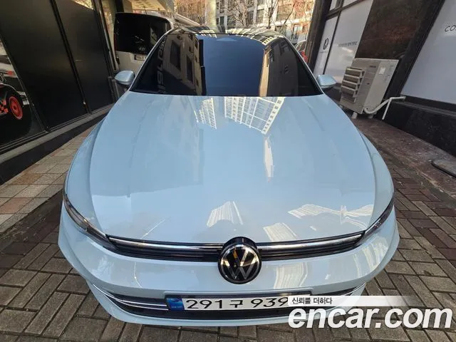 Volkswagen Golf 8 2.0 TDI Prestige