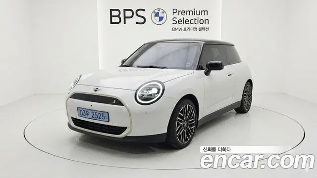 MINI Cooper 4 SE