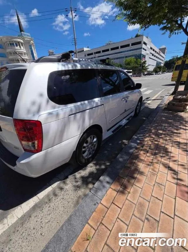 Kia Carnival R Carnival GLX