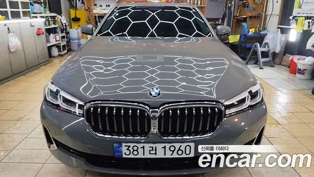 BMW 5 (G30) 530i