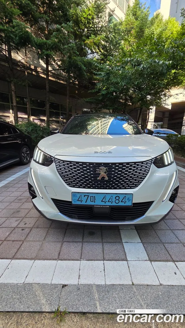 Peugeot e-2008 2 EV GT