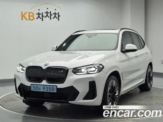 BMW iX3 M