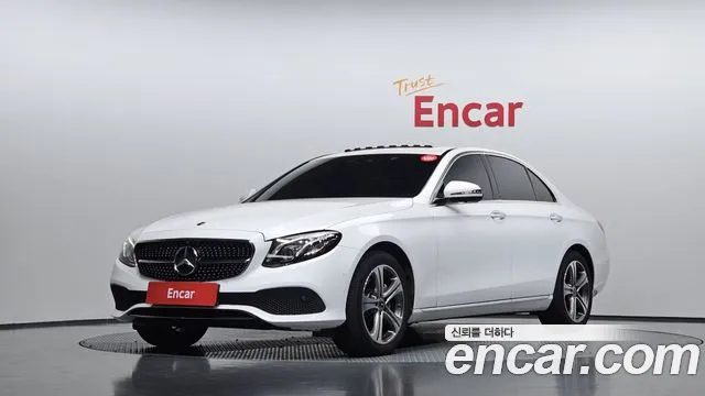 Mercedes-Benz E- W213 E220d
