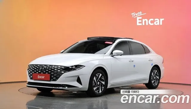 Hyundai The New Grandeur IG Hybrid