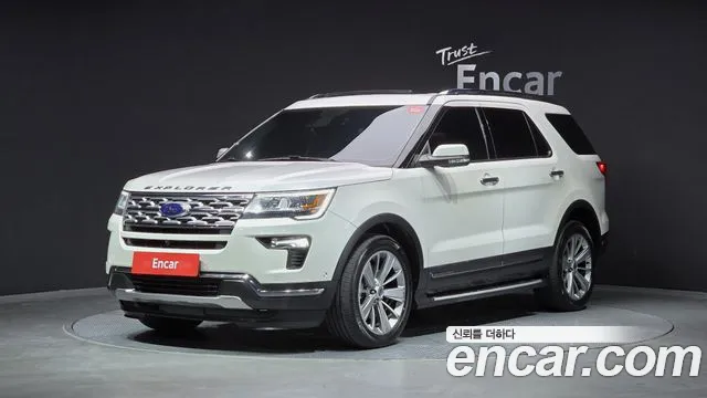 Ford Explorer 2.3 Limited 4WD 5