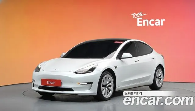 Tesla 3 AWD