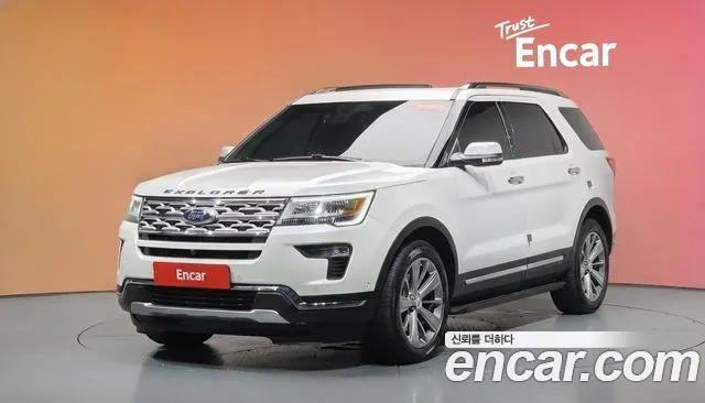 Ford Explorer 2.3 Limited 4WD 5