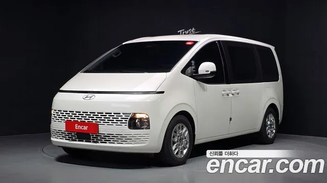 Hyundai Staria L3.5 11