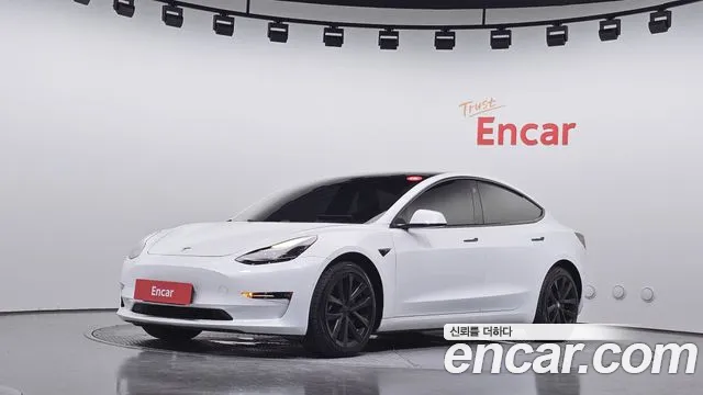 Tesla 3 AWD