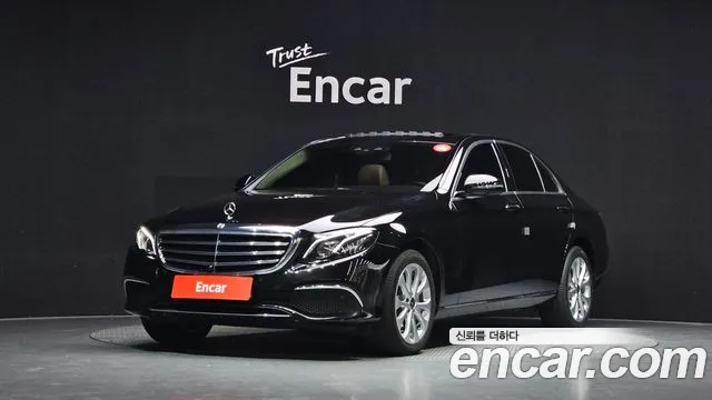 Mercedes-Benz E- W213 E300 4MATIC Exclusive