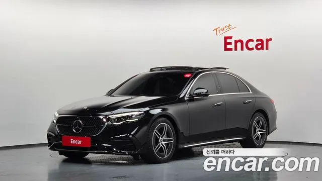 Mercedes-Benz E- W214 E300 4MATIC AMG Line