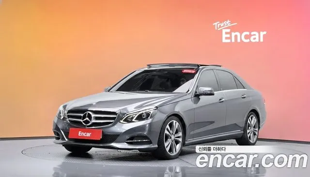 Mercedes-Benz E- W212 E300